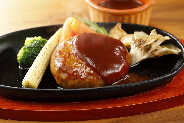 ファディ 鉄板焼あらびきハンバーグ 130g